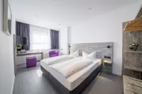 Arotel Best Living Nürnberg Hotels near Marienquelle am Heidenberg