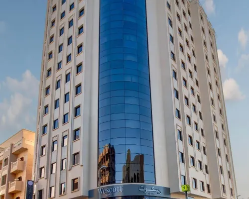 Wescott Hotel Отели рядом с достопримечательностью «Рынок Мина-базар»