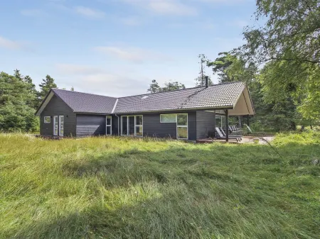 "Delan" - 1.3km from the Sea