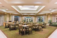 La Quinta Inn & Suites by Wyndham Lakeland West - 駐車場