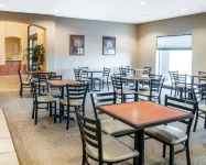 Comfort Inn & Suites - Desayuno