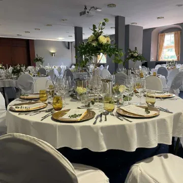 SL'Otel im Parforcehaus