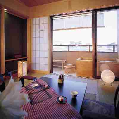 Kazumi Rooms