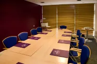 프리미어 인 런던 큐 브리지