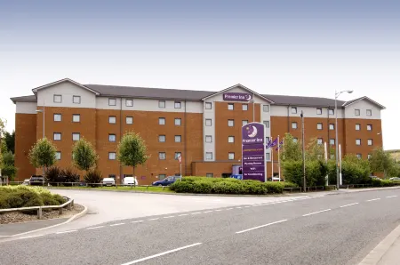 Premier Inn Castleford (Xscape, M62 J32) Отели в г. Шерберн ин Элмет