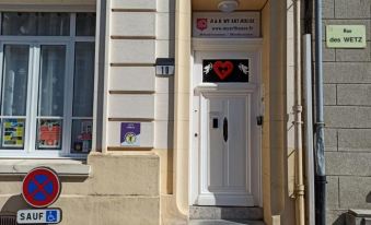 B&B My Art House