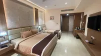Hotel Vahini Grand Hotels in Namakkal