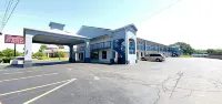 Excellent Inn & Suites
