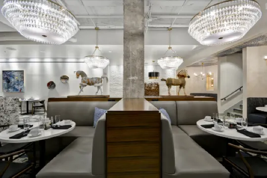 Hotel Indigo KANSAS CITY – THE CROSSROADS by IHG