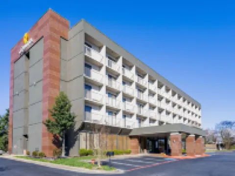 La Quinta Inn & Suites by Wyndham Kingsport TriCities Airpt Hotels in Sullivan County