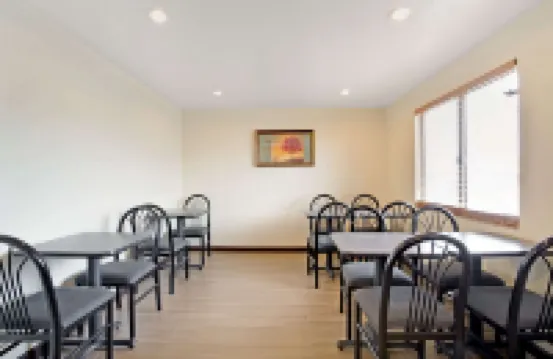 Super 8 by Wyndham Ogden