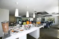 Best Western Plus Apollo International Hotel - breakfast
