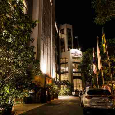 Crowne Plaza Asuncion Hotel Exterior