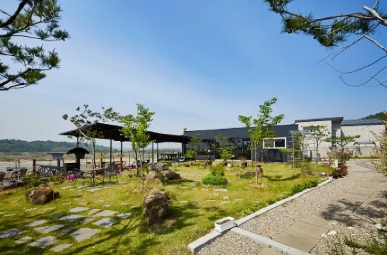 Yeoncheon Meomuldaol Pension