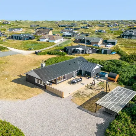 "Hillevi" - 200m from the Sea