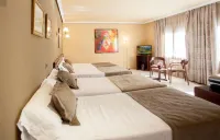 Yomo Imperial Hotels in Sant Julia de Loria