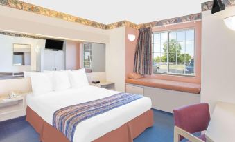 Microtel Inn & Suites by Wyndham Fond du Lac