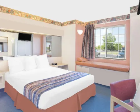 Microtel Inn & Suites by Wyndham Fond du Lac Hotels in Fond du Lac County