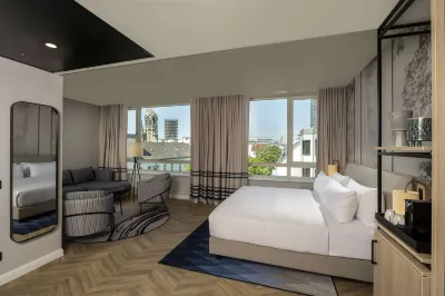 DoubleTree by Hilton Berlin Ku'Damm Hotels near Zitadelle Spandau (Berlin)