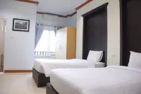 Dee Prom Hotel Hotels in Mueang Chaiyaphum