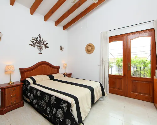 Esperanza Hotels in Pego
