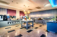 Leonardo Royal Hotel Warsaw - breakfast