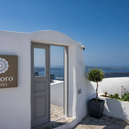 Eteoro Suites