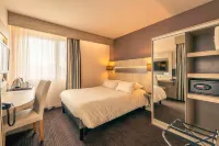 Best Western Marseille Aeroport Hotels near E.Leclerc Marignane