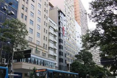 Hotel Wimbledon 車站廣場附近的飯店