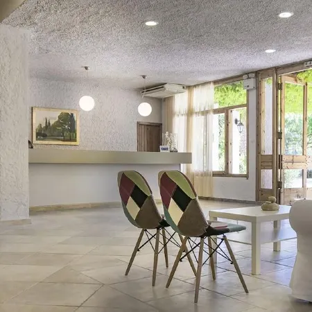 Eden Beach - Plaka Hotel