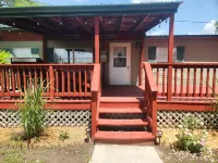 Quiet & Cozy Cottonwood Cottage in Scotia Hotels in Greeley County