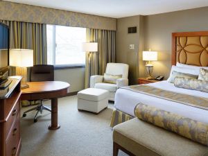 Crowne Plaza Minneapolis West