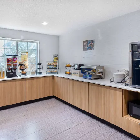 Microtel Inn & Suites by Wyndham Columbus North