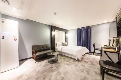 Jani B Hotel Seryu Station