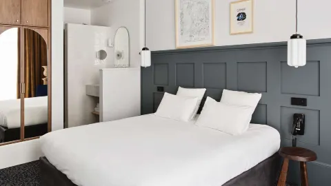Hotel De Verdun 1882 in Lyon