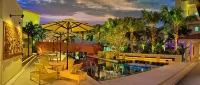Hotel Palm Royal Naha Kokusai Street - Swimmingpools