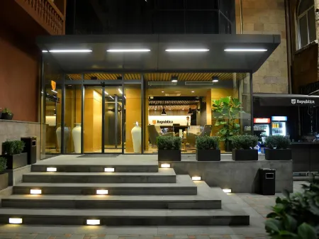 Republica Hotel Yerevan