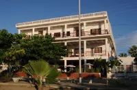 Hotel Montecarlo Beach Hotels in Tolu