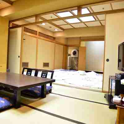 金沢国際ホテル Rooms