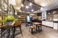 Bucheon Boutique Donkey Hotel - ที่มีที่จอดรถ