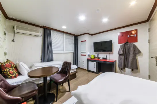 Incheon MS Hotels near Oktoki Space Center