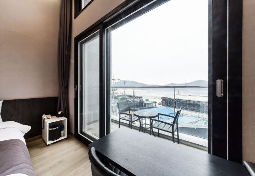 더 프린스 호텔