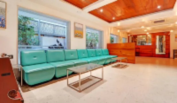 Treebo Vinayak Inn, 600 MTS from Coimbatore Railway Station