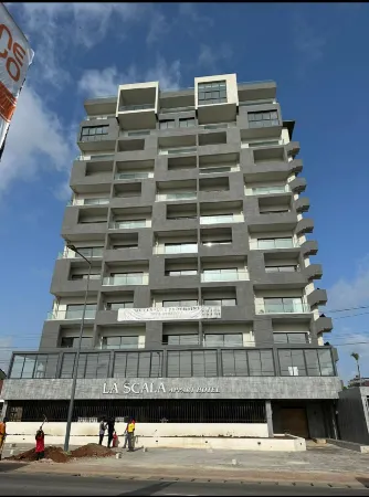 La Scala AppartHotel Отели рядом с Аэропорт Феликс Уфуэ-Буаньи