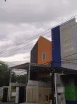 Autumn Living Hotel فنادق في Simokerto