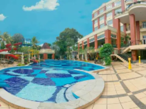 Grand Wahid Hotel Salatiga Hotels in Sidorejo