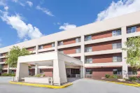Days Inn by Wyndham Davenport Các khách sạn ở Davenport