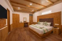 Seven Hills Resort Manali by Him Haults Hospitality Hotel di Haripur