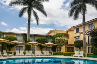 Fiesta Inn Oaxaca - Pools