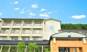 Tokura